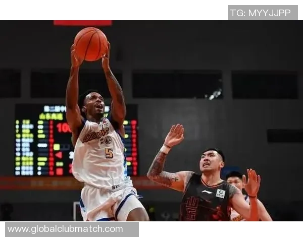 广厦与北控季前赛对决精彩纷呈球迷期待新赛季的精彩表现